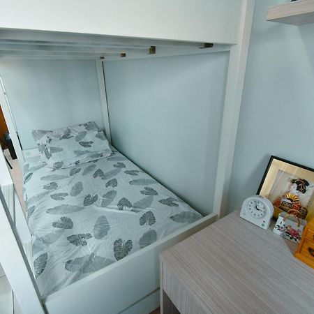 Cozy Unit With Free Pool, Netflix & Wifi In Alabang Crq3 Aparthotel Muntinlupa City Exteriör bild