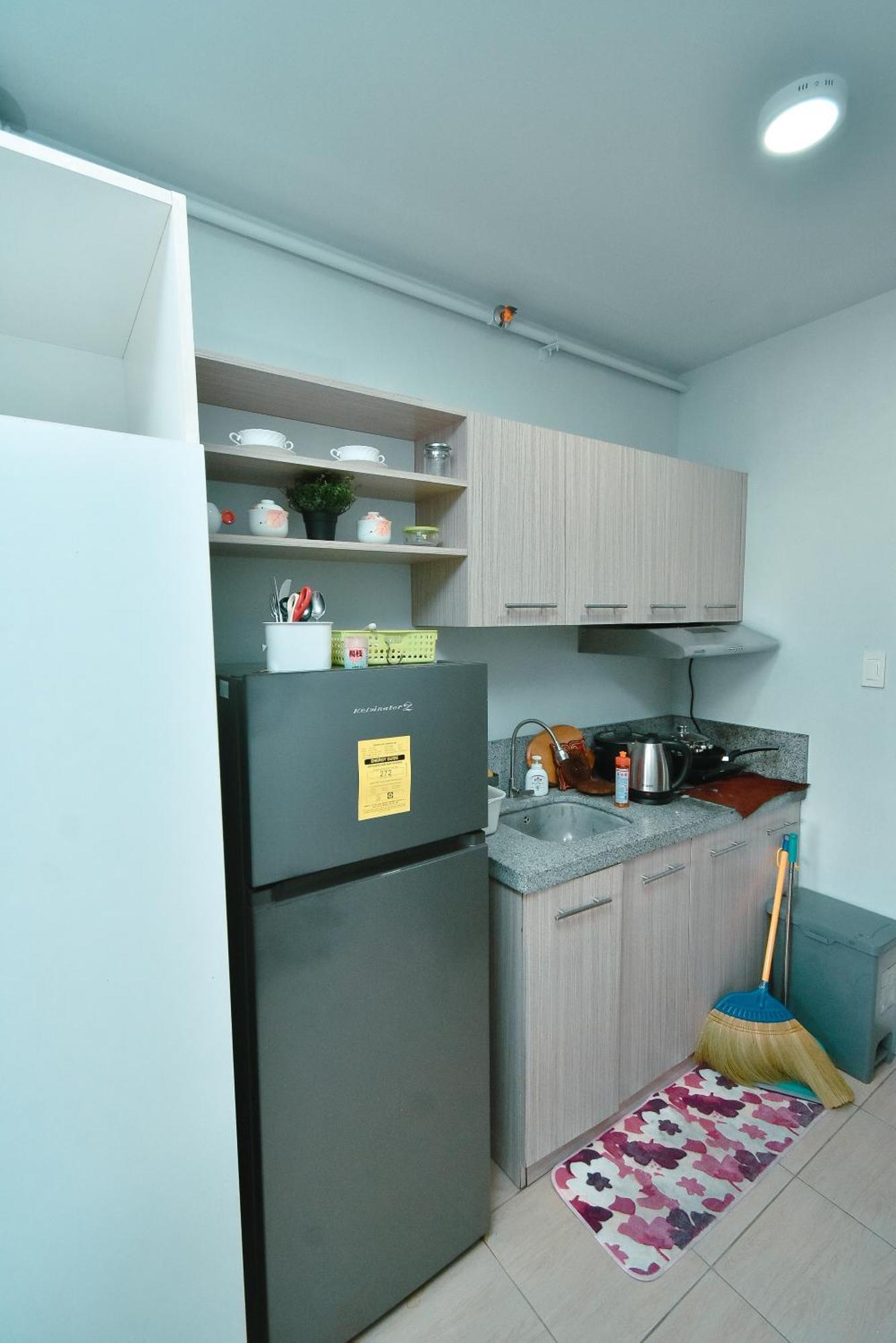 Cozy Unit With Free Pool, Netflix & Wifi In Alabang Crq3 Aparthotel Muntinlupa City Exteriör bild