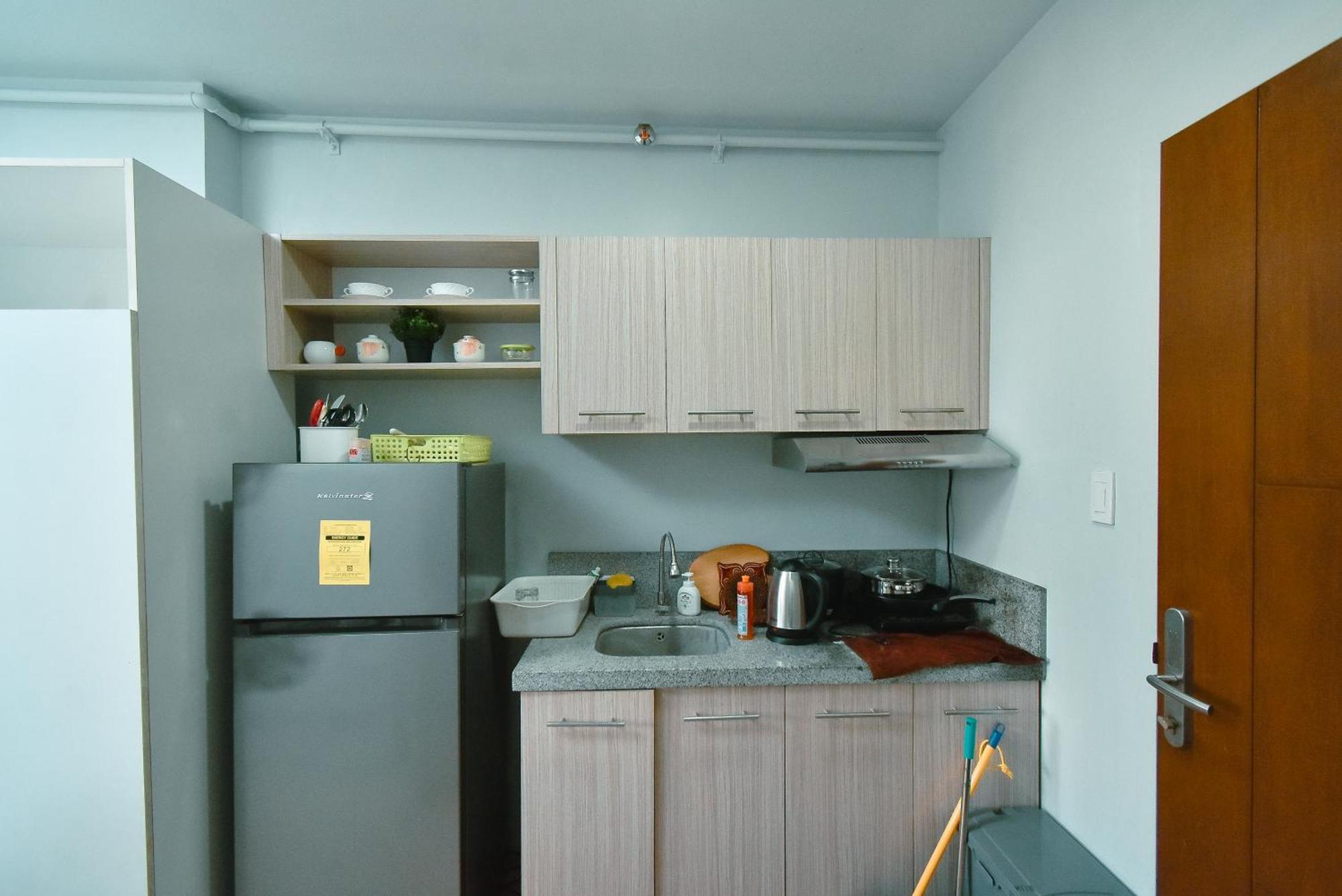 Cozy Unit With Free Pool, Netflix & Wifi In Alabang Crq3 Aparthotel Muntinlupa City Exteriör bild